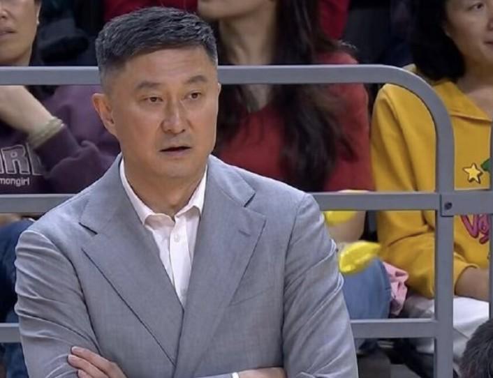 华体会体育app下载-杜锋：常规赛不该打得这么紧，如此大起大落对球队的伤害太大